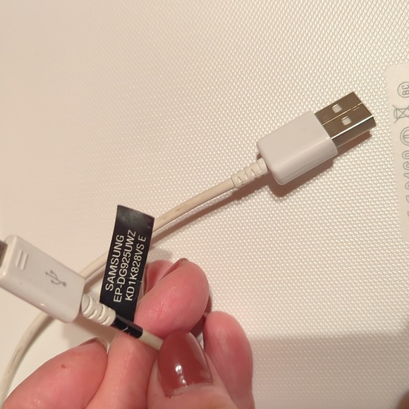 Samsung Galaxy Tab E. - Picture 7 of 7